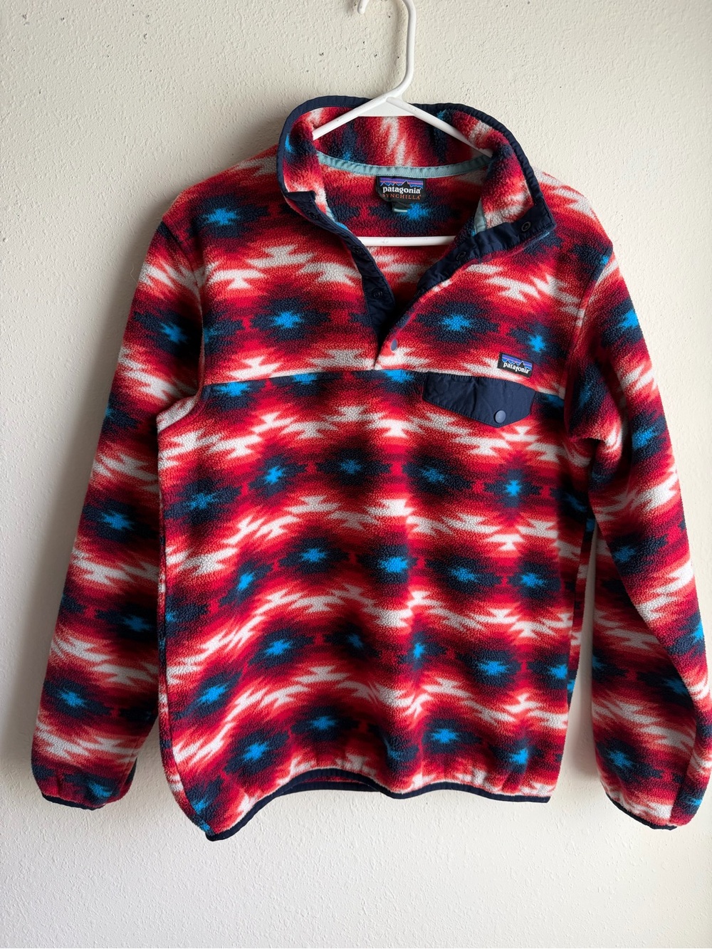 Patagonia Red, Blue & White Patterned Fleece Pullover
